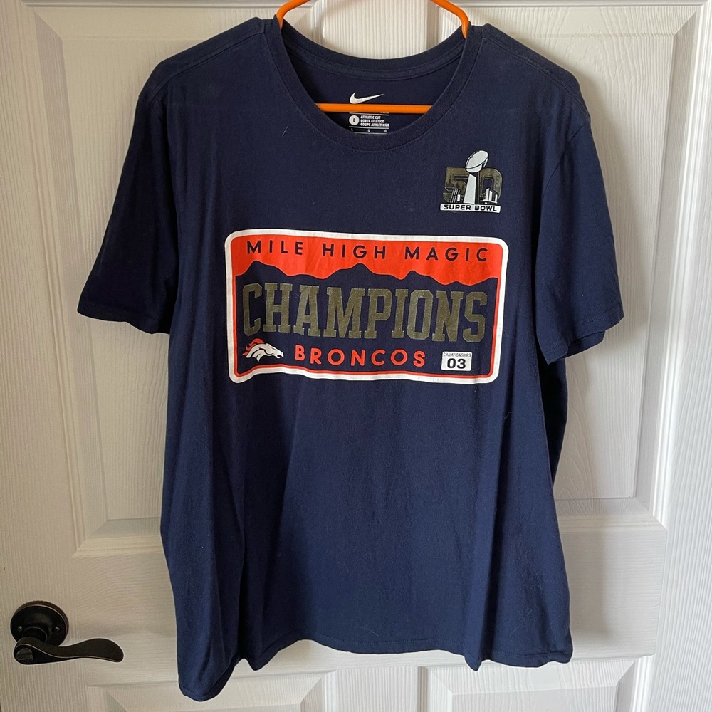 Denver Broncos Super Bowl T-shirt.